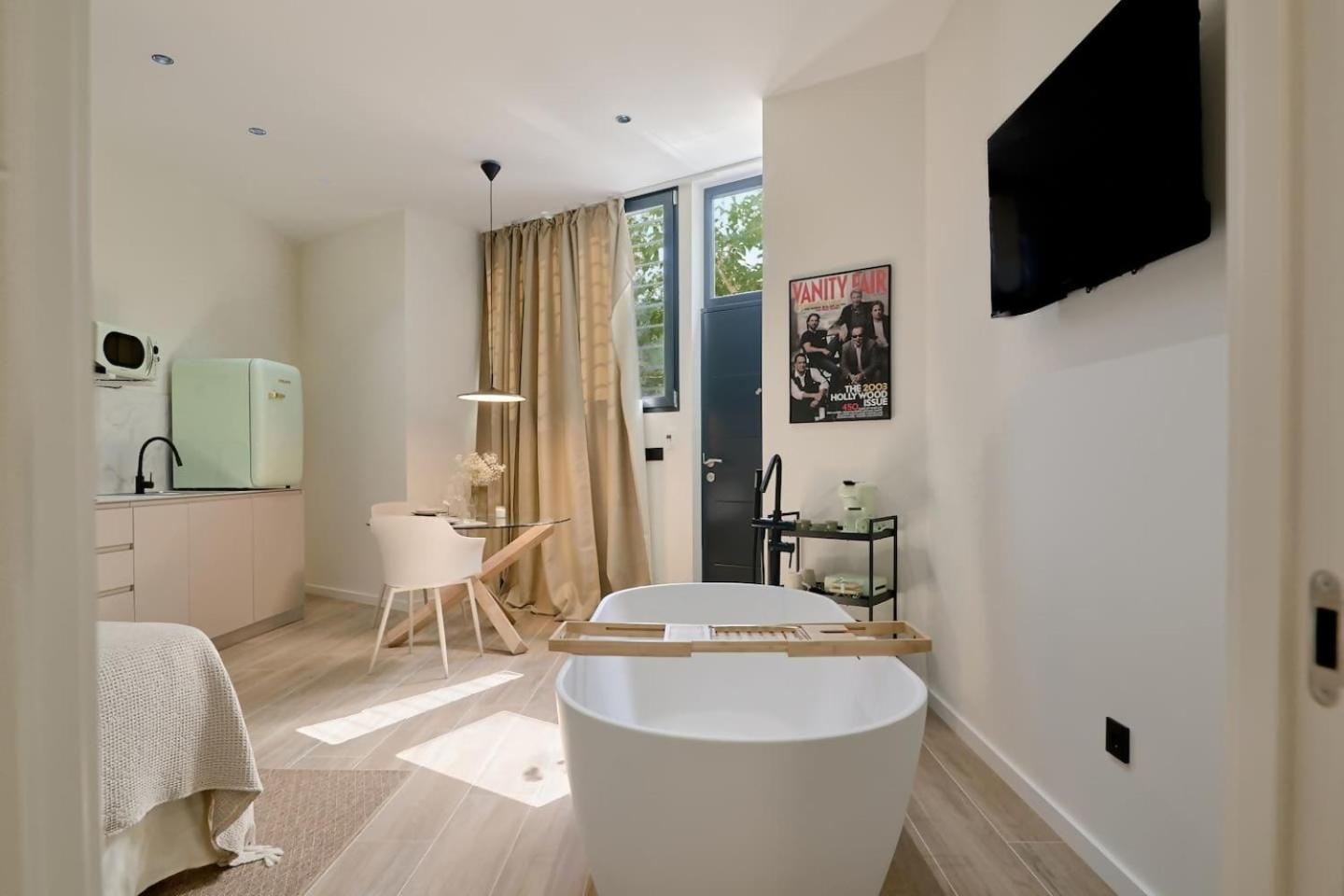 Apartment Romantic N2 Oceanografico Virkin